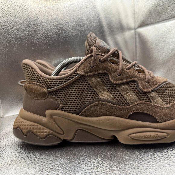 Size 10 Adidas Ozweego Earth Strata Dark Brown Lace Up Womens Sneakers IG4184 - Picture 2 of 13